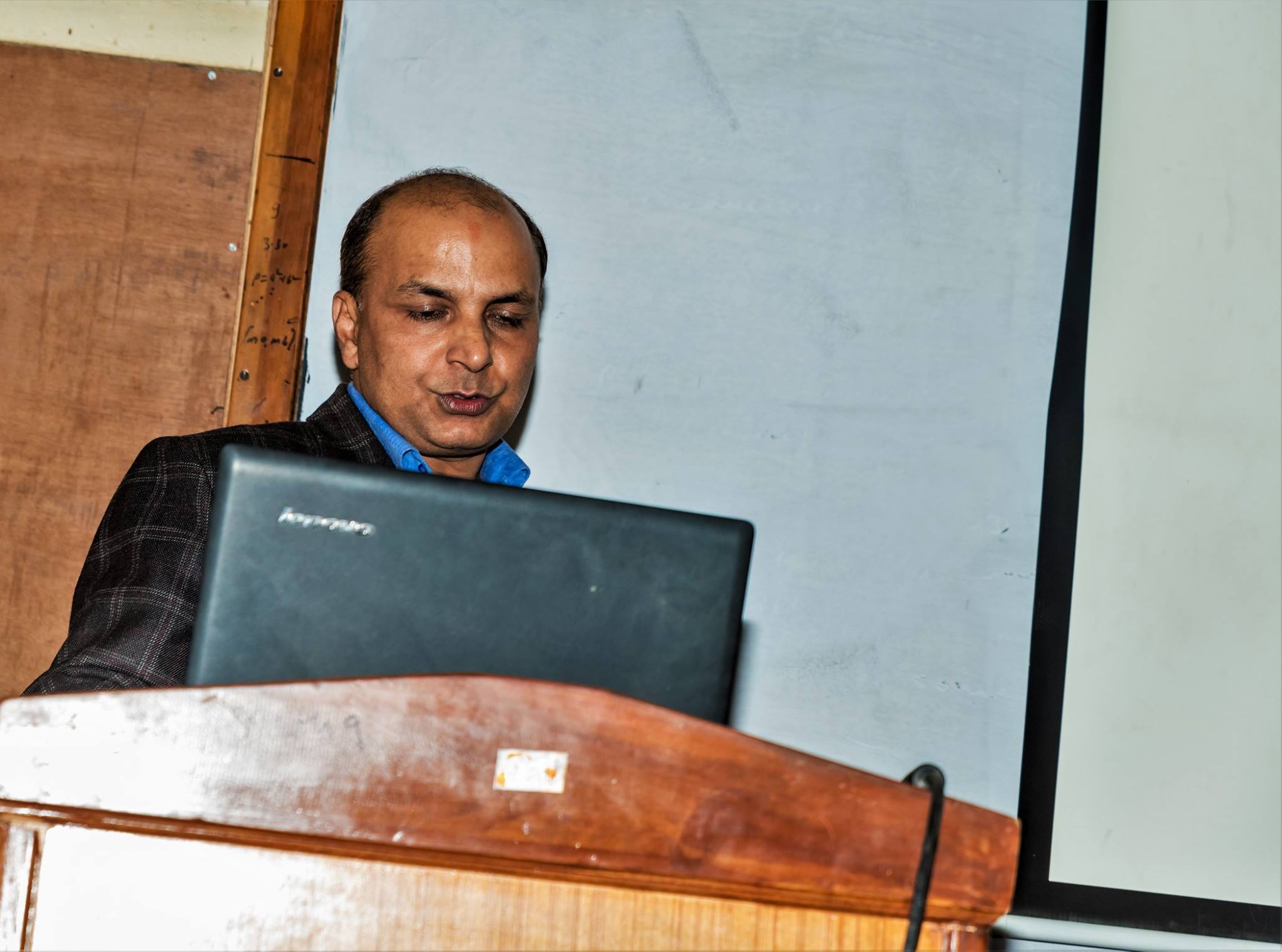Prof. Dr. Jivandhar Jnawali